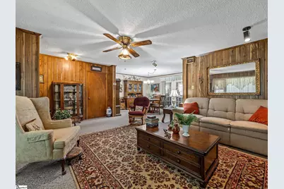 2016 Evergreen Drive, Boiling Springs, SC 29316 - Photo 12