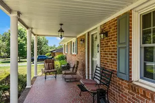 2016 Evergreen Dr, Boiling Springs, SC 29316 - Photo 8