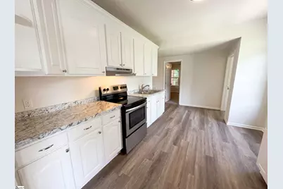202 E Centennial Street, Clinton, SC 29325 - Photo 20