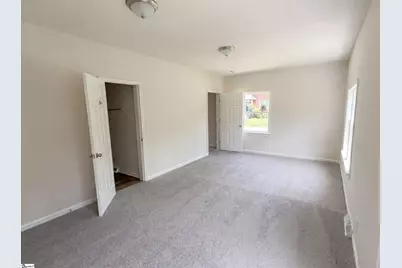 202 E Centennial Street, Clinton, SC 29325 - Photo 6