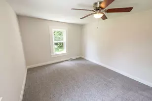202 E Centennial St, Clinton, SC 29325 - Photo 10