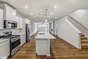 148 Herrick Pl, Greenville, SC 29611 - Photo 6
