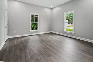 303 E Park Ave, Spartanburg, SC 29306 - Photo 20