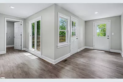 303 E Park Avenue, Spartanburg, SC 29306 - Photo 12