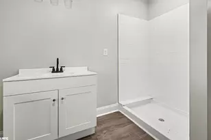 303 E Park Ave, Spartanburg, SC 29306 - Photo 32