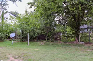 517 Trade St, Greer, SC 29651 - Photo 6