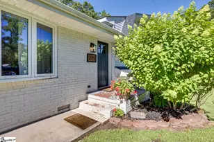 219 McCall Rd, Simpsonville, SC 29680 - Photo 2