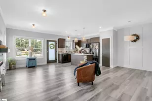 128 Park Ave, Greer, SC 29651 - Photo 8