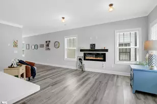 128 Park Ave, Greer, SC 29651 - Photo 10