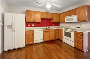 531 Glenlea Ln, Greenville, SC 29617 - Photo 2