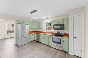 519 Duncan Station Dr, Duncan, SC 29334 - Photo 12