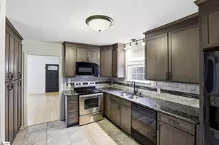 1301 Winding Way, Taylors, SC 29687 - Photo 10