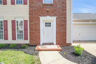 15 Crossview Dr, Simpsonville, SC 29680 - Photo 2