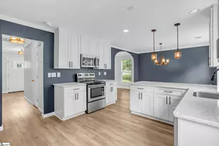 15 Crossview Dr, Simpsonville, SC 29680 - Photo 8