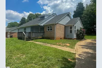209 S Chancelor Drive, Simpsonville, SC 29681 - Photo 2