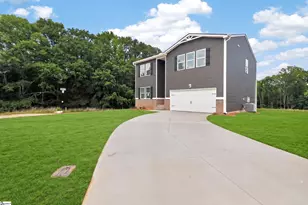 101 Spg Knl Wy, Fountain Inn, SC 29644 - Photo 2
