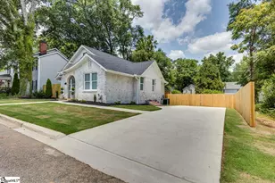 112 Randall St, Greenville, SC 29609 - Photo 2