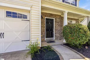 8 Carillon Ct, Simpsonville, SC 29681 - Photo 2