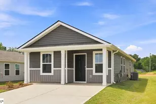 717 Longton St, Woodruff, SC 29388 - Photo 2