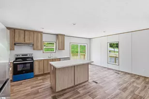 210 Frontier Dr, Easley, SC 29640 - Photo 8