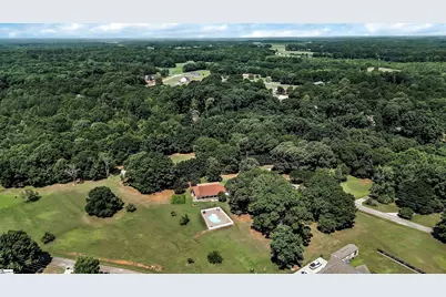 1100 Cherokee Road, Townville, SC 29689 - Photo 34