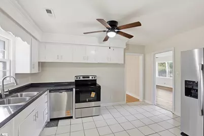 201 Francis Marion Drive, Spartanburg, SC 29302 - Photo 18
