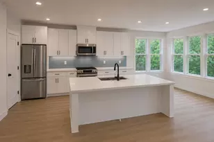 129 Faulkner Cir, Greer, SC 29651 - Photo 2