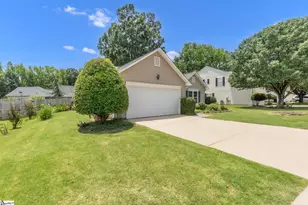 106 Acacia Dr, Simpsonville, SC 29681 - Photo 2