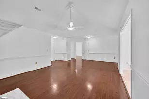 144 Forest Lake Dr, Simpsonville, SC 29681 - Photo 8