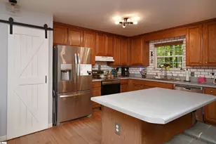 450 Waspnest Rd, Wellford, SC 29385 - Photo 10