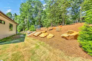 725 Bennett St, Greenville, SC 29609 - Photo 48