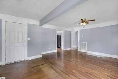 107 W Marion Road, Greenville, SC 29617 - Photo 8