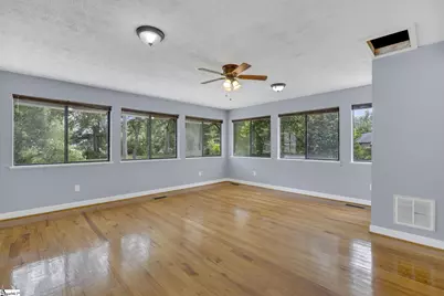 107 W Marion Road, Greenville, SC 29617 - Photo 14