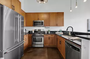 400 Mills Ave, Greenville, SC 29605 - Photo 10
