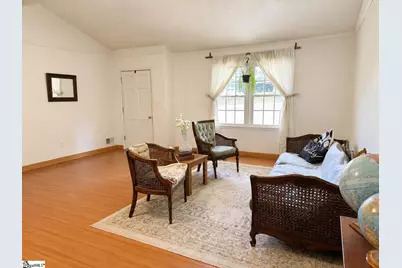 220 Millwood Lane, Wellford, SC 29385 - Photo 8