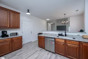 212 Marshland Ln, Greer, SC 29650 - Photo 10