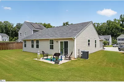 744 Parkside Drive, Woodruff, SC 29388 - Photo 6