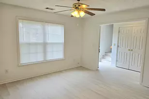 613 Golden Springs Ln, Liberty, SC 29657 - Photo 4