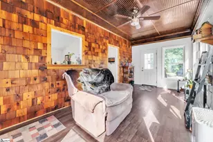 235 Gum Springs Rd, Taylors, SC 29687 - Photo 18