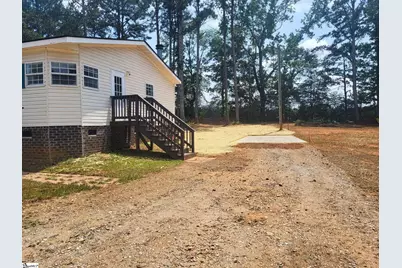125 Oldfield Circle, Williamston, SC 29697 - Photo 2