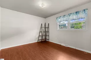111 Faunawood Dr, Simpsonville, SC 29680 - Photo 16