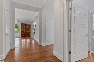204 Crestwood Dr, Greenville, SC 29609 - Photo 4