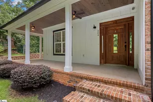 204 Crestwood Dr, Greenville, SC 29609 - Photo 2