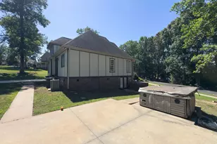 102 Point Bluff Ct, Inman, SC 29349 - Photo 50