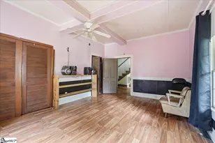 419 Academy St, Laurens, SC 29360 - Photo 8