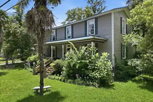 419 Academy St, Laurens, SC 29360 - Photo 2