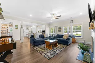 1110 Melford Ave, Wellford, SC 29385 - Photo 14