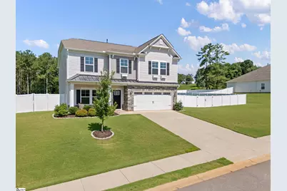 1110 Melford Avenue, Wellford, SC 29385 - Photo 2