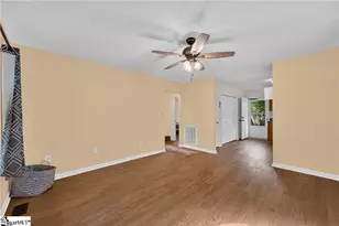 1020 Elizabeth St, Anderson, SC 29624 - Photo 4