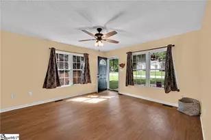 1020 Elizabeth St, Anderson, SC 29624 - Photo 6